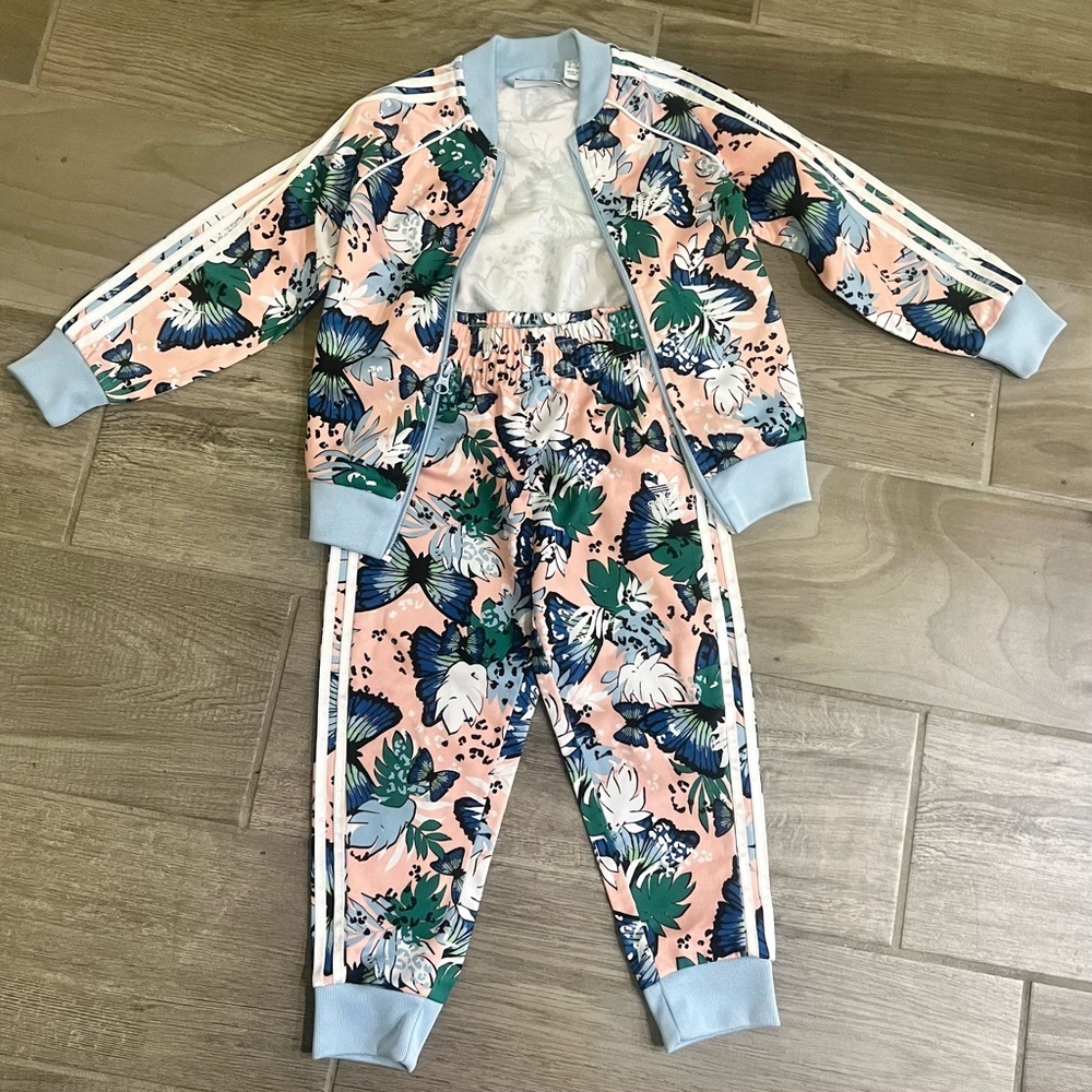 Toddler girl set Adidas 4T